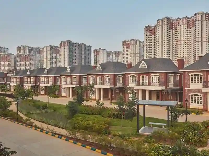2 BHK Flats For Rent in Prestige Lakeside Habitat