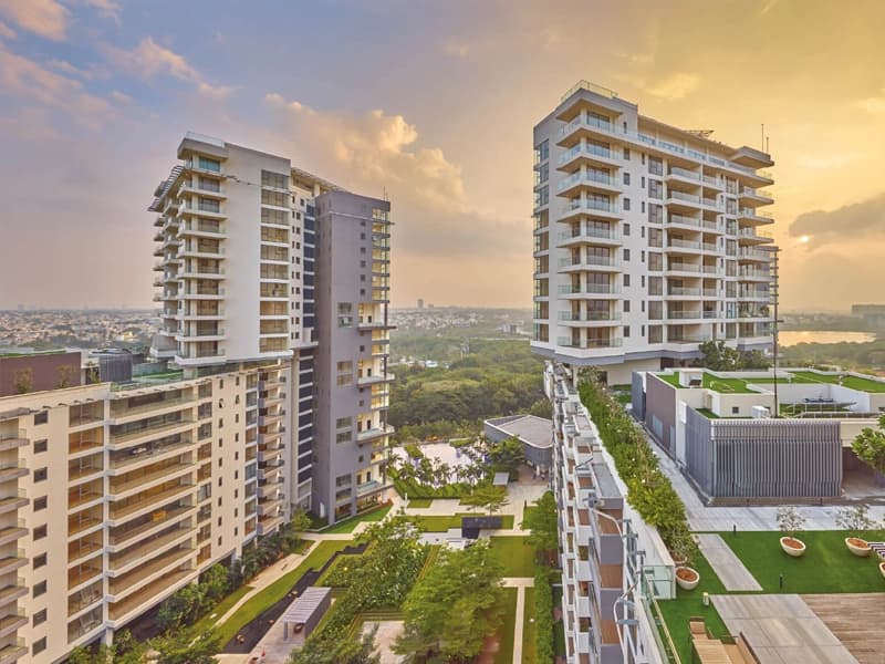 Embassy Lake Terraces