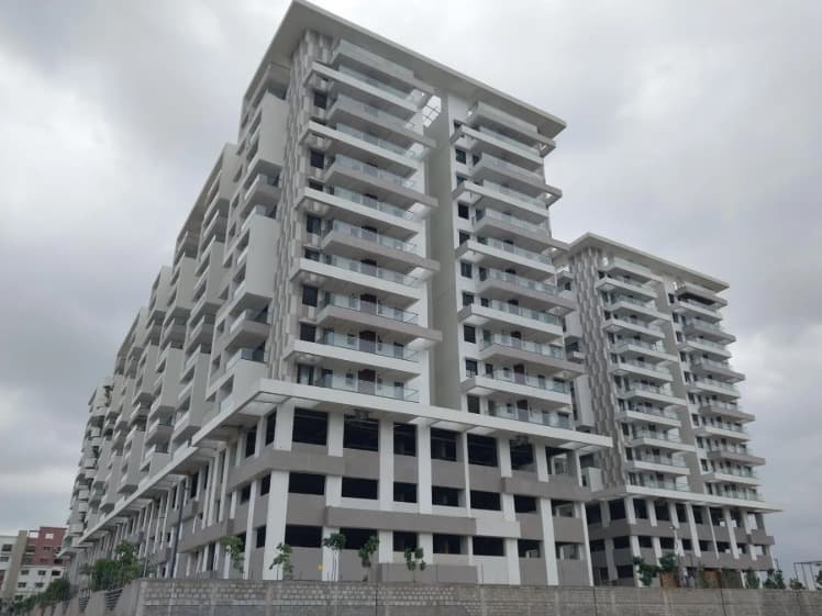 4 BHK Flats for Sale in Om Sree Skypark